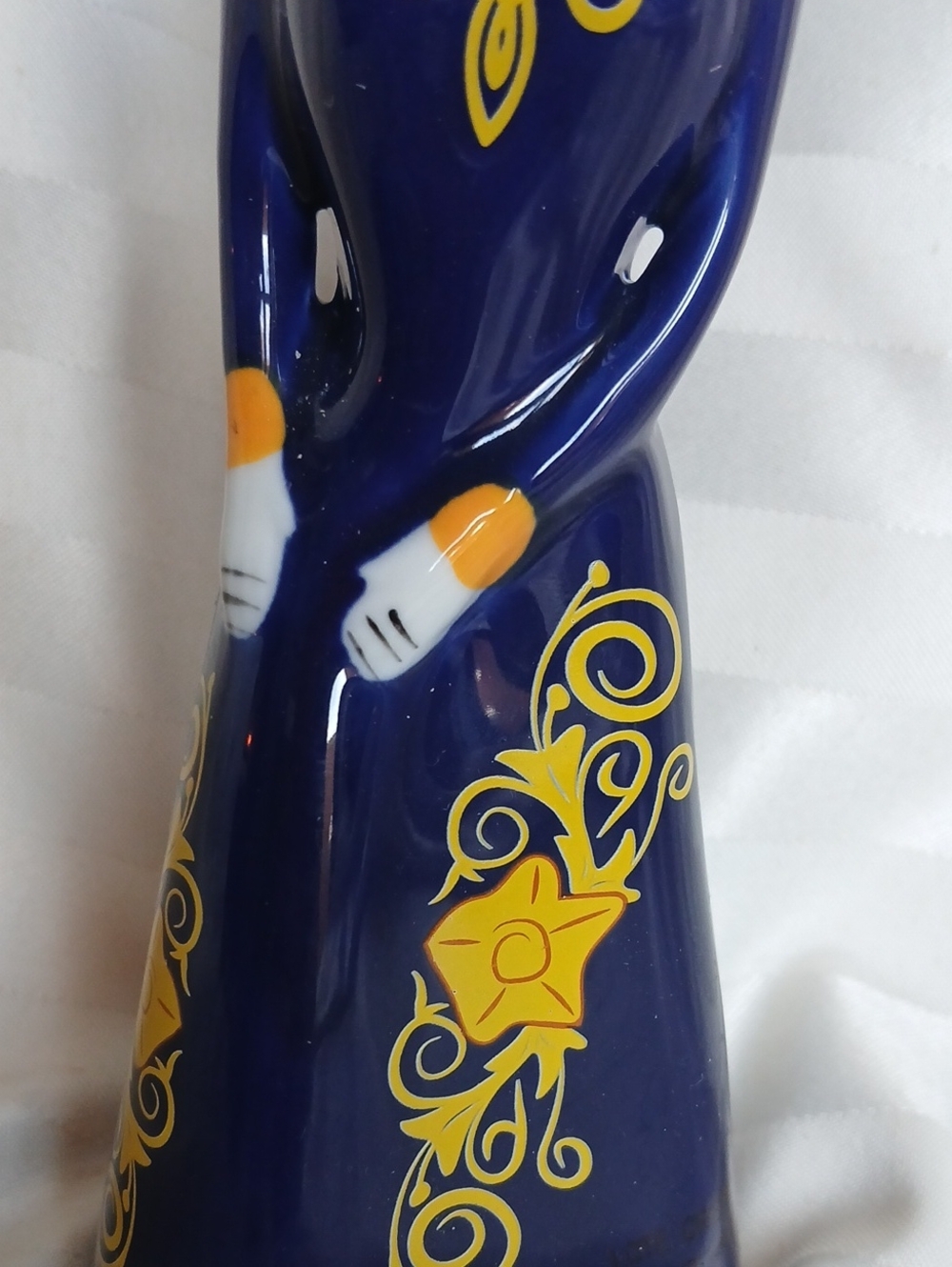 EMPTY 3 Dona Celia Tequila Mujerer Figurine Bottles In Box - Picture 4 of 9